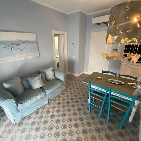 Ferienwohnung Sotto Il Faro Torre Canne Exterior foto