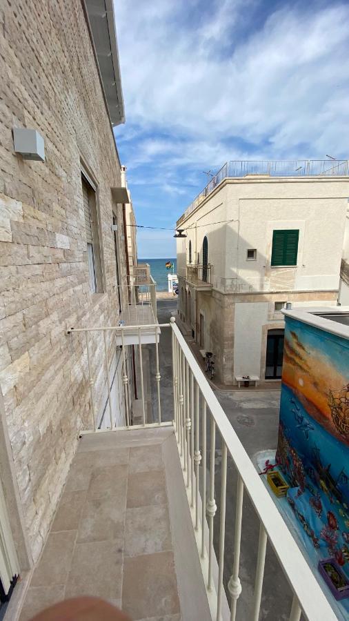 Ferienwohnung Sotto Il Faro Torre Canne Exterior foto