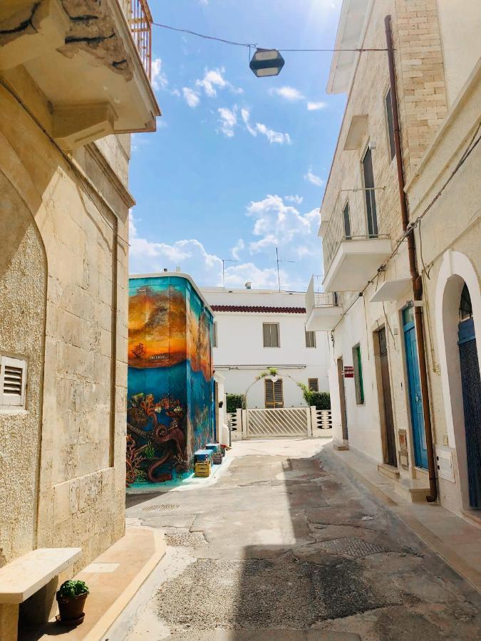 Ferienwohnung Sotto Il Faro Torre Canne Exterior foto