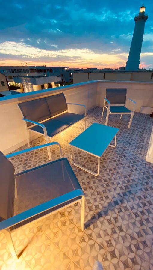 Ferienwohnung Sotto Il Faro Torre Canne Exterior foto