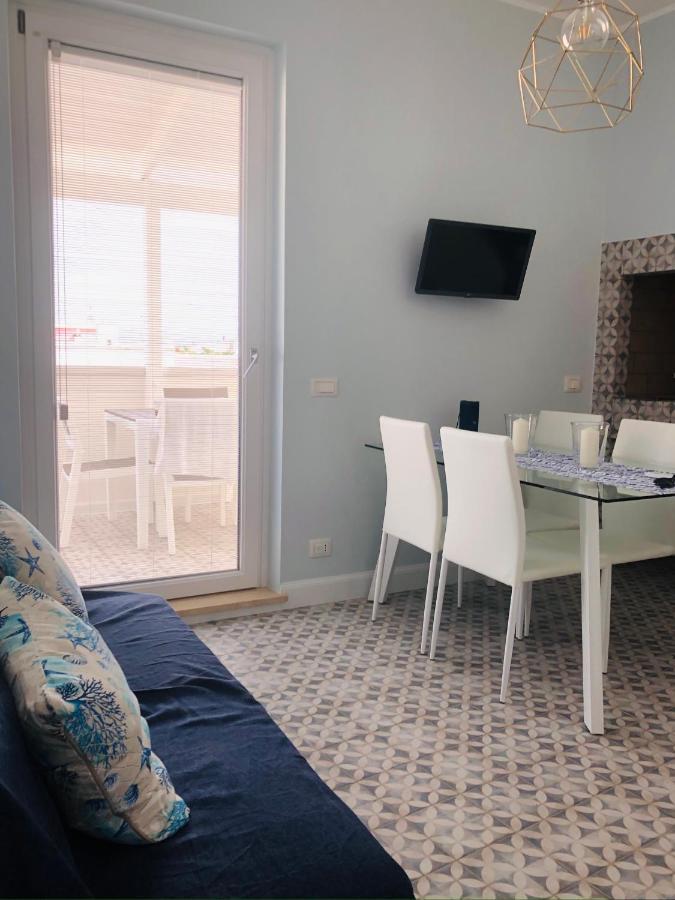 Ferienwohnung Sotto Il Faro Torre Canne Exterior foto